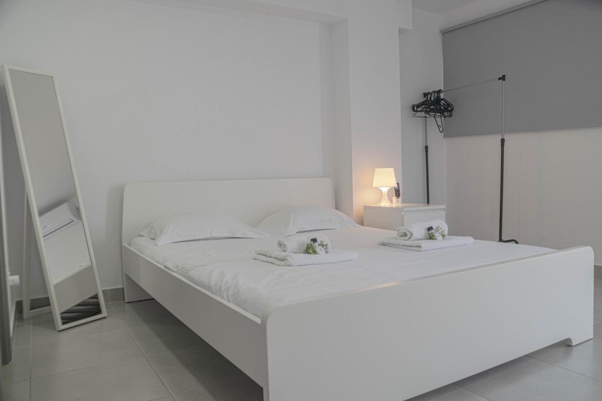 Sandy Beach Complex 페르볼리아 외부 사진